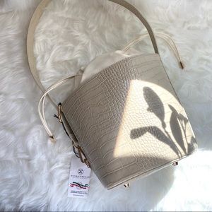 NWT Divina Firenze Genuine Leather Bucket Bag Made In Italy Croc Embossed